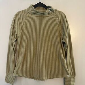 The American Outdoorsman Green Ribbed Turtleneck Sweater